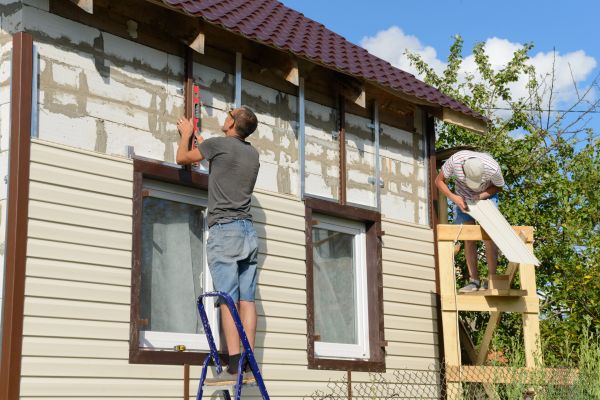 Cost of Handyman Siding Repair in Independence