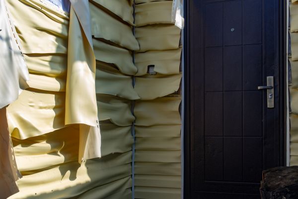 Cost of Melted Siding Replacement in Independence